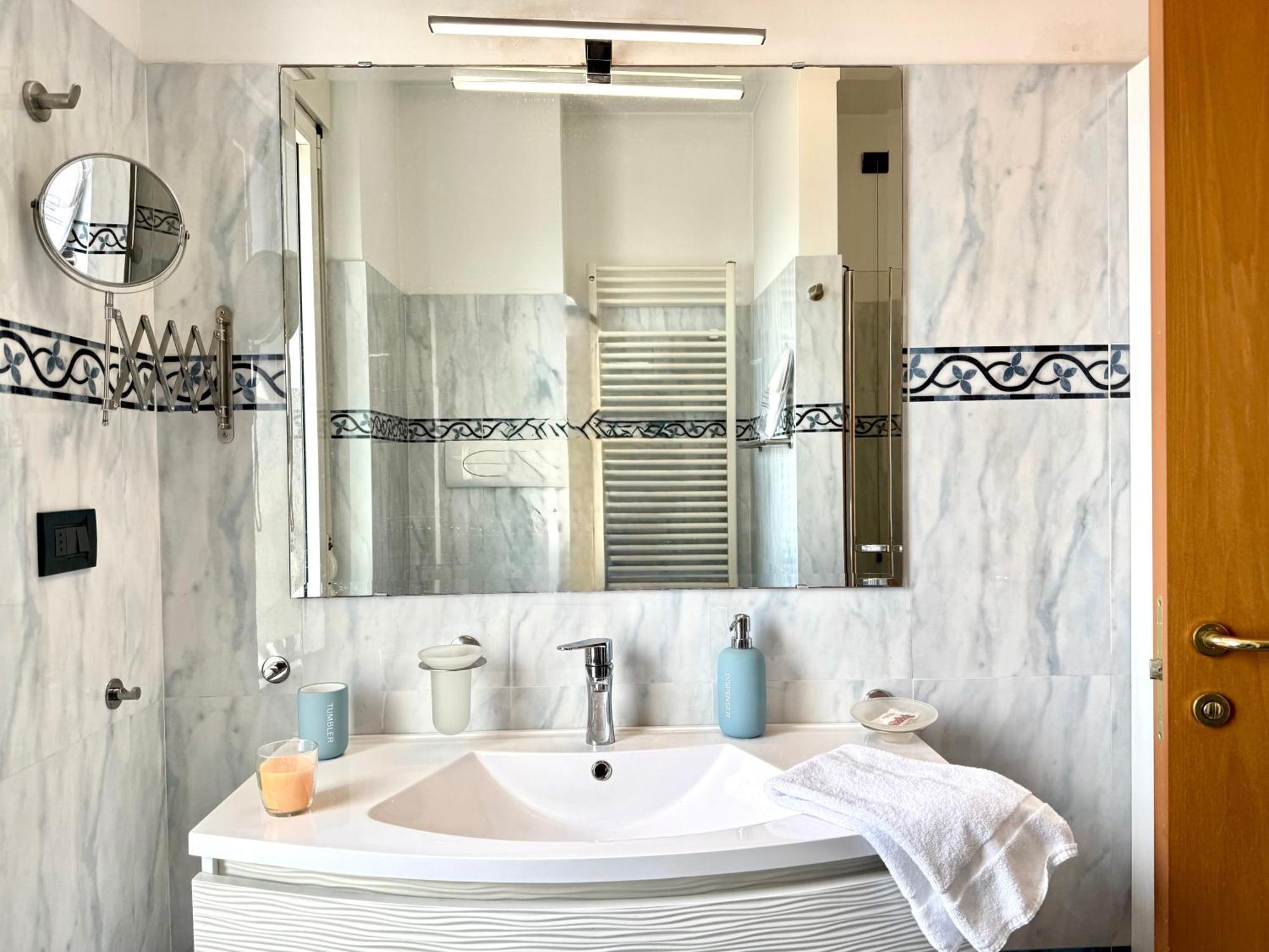 Apartment Torre Sole 86 Fiumara Scassi Genovabb It Genua